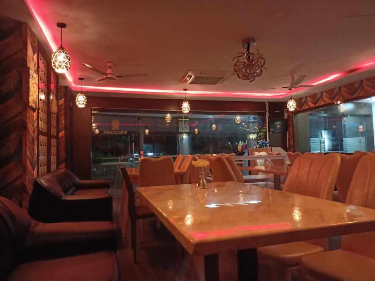 Dwaraka Inn Visakhapatnam Buitenkant foto